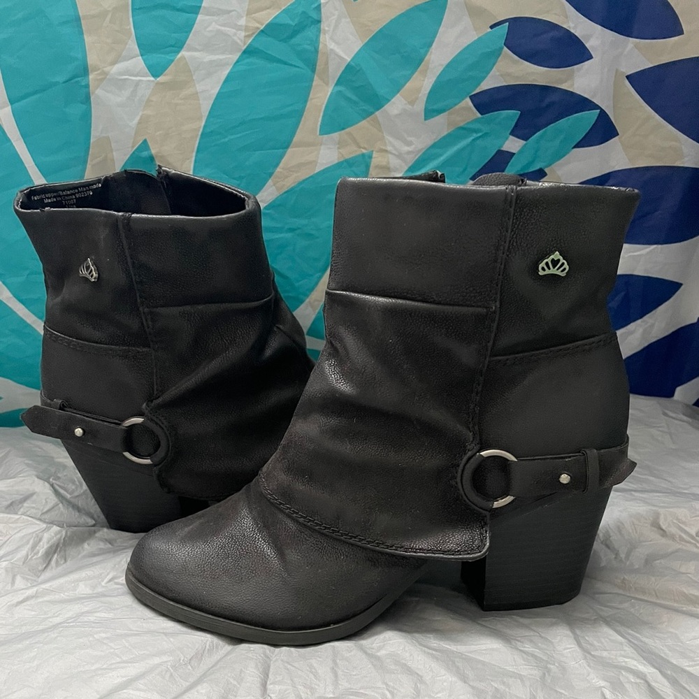 CowGirl Leather Boots!